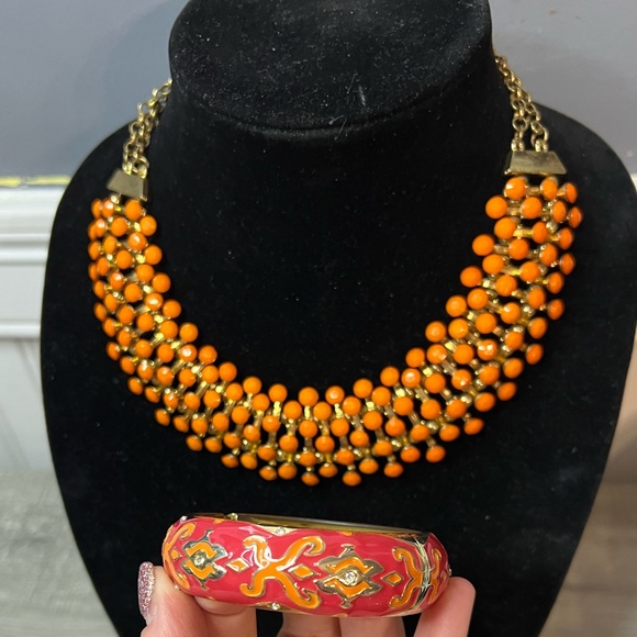 NWT Sequin ($68) clamper bangle with STUNNING statement necklace!! - Picture 3 of 10